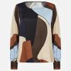 Stijlvolle Soyaconcept blouse met abstracte print. Gemaakt van duurzaam Ecovero viscose. Ontdek de zachte kwaliteit en bestel nu!