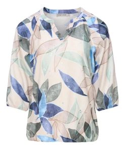 Dreamstar top Solis met blauw en groen bladendessin, V-hals en driekwart mouwen