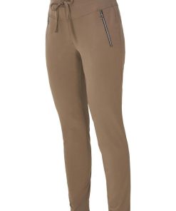 Dreamstar Benny damesbroek in walnut bruin travelstof, slim fit model met ritszakken