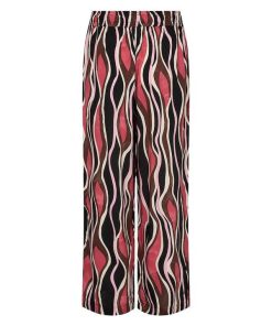 Soepelvallende damesbroek van Soyaconcept in 100% viscose met een comfortabele taille en een elegante valling.