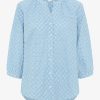 Brax dames blouse lichtblauw met driekwart mouwen en knoopsluiting 100 procent katoen