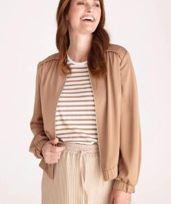 Alternative view of Frank Walder jasje met elastische zoom