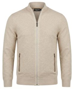 Beige herenvest van Chris Cayne met horizontale ribbelstructuur, volledige ritssluiting en ritszakken