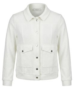 Wolwit Sensia jasje model Richelle in bomboermodel met kraag en zilverkleurige knopen