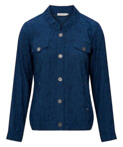 Marineblauw Dreamstar jasje model Dokuma met knoopsluiting, geborduurde bloemen en een opstaande rimpelkraag.