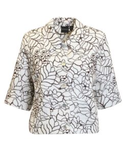 Witte Brandtex blouse met bruin gebloemd opgestikt patroon, korte mouwen en knoopsluiting