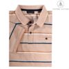 Camelkleurig heren poloshirt van Chris Cayne met horizontale strepen, een borstzakje en een klassieke knoopsluiting.