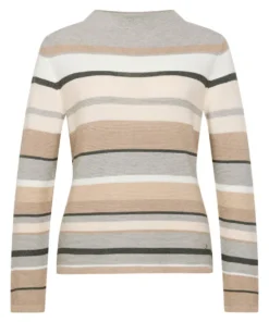 Gestreepte Rabe damestrui in grijs, beige en ecru met een fijne breistructuur en een opstaande turtleneck hals op een witte achtergrond.