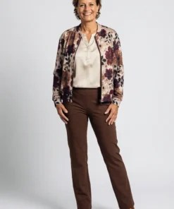 Dreamstar dames travel broek Montel in recht model in de kleur bruin model