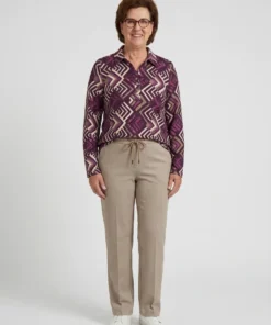 Sensia dames poloshirt Poppy met geometrisch dessin, fleecezachte stof en polokraag in paars taupe model1