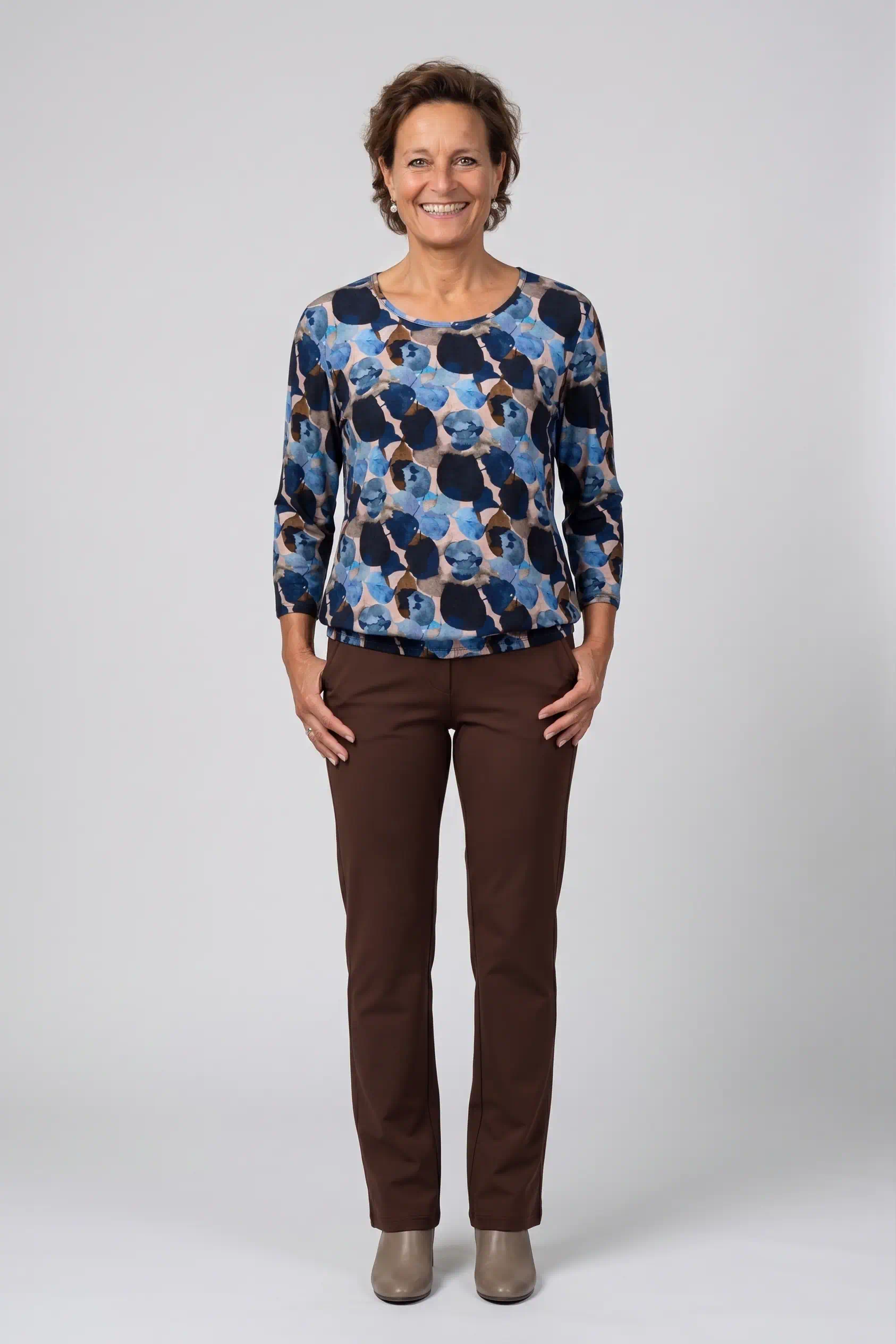 Dreamstar dames blouson Torres met blauw vlekkenmotief, ronde hals en elastische zoom model