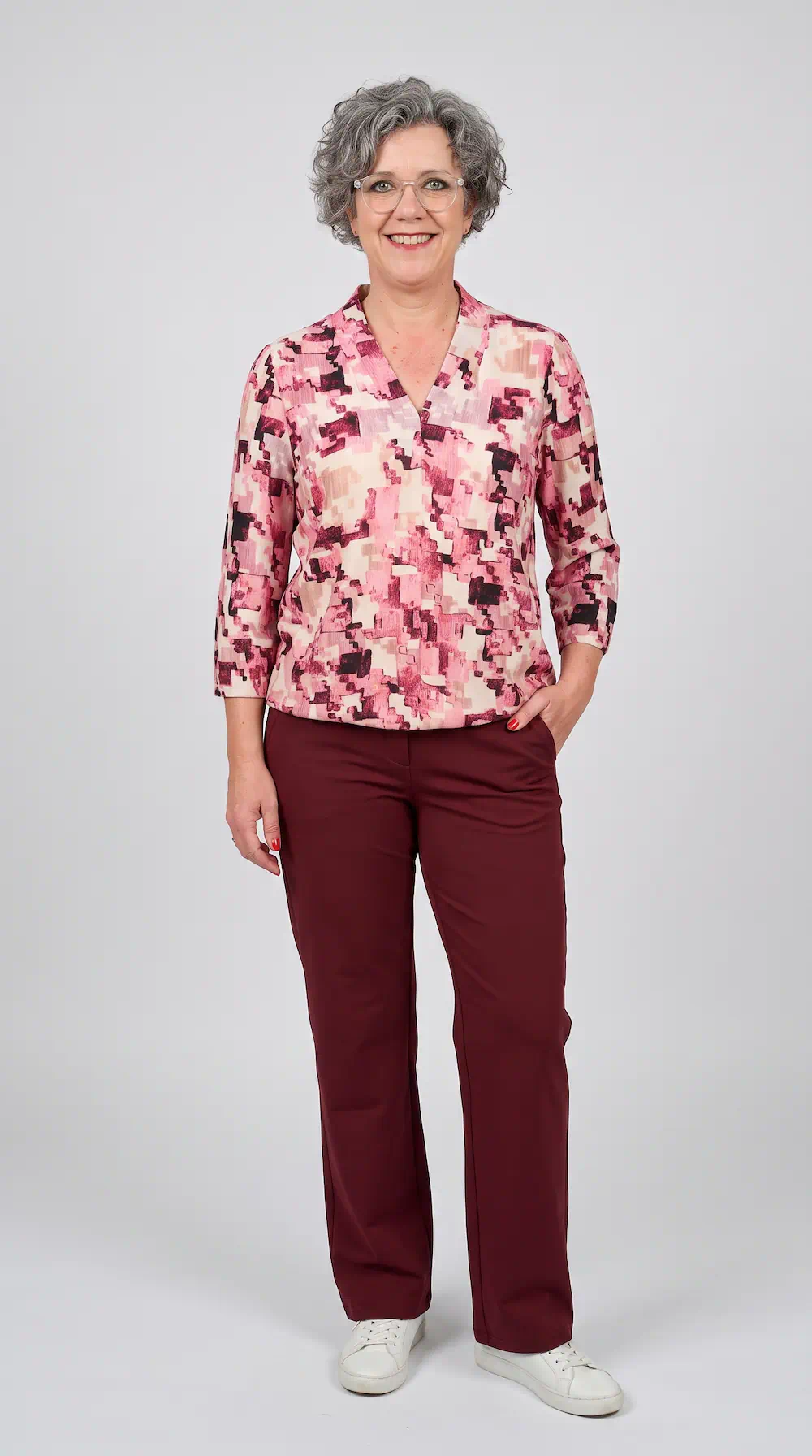 Dreamstar dames blouson Beluga met roze grafisch motief, V-hals en elastische zoom model2