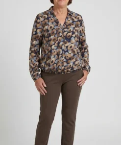 Sensia dames poloshirt Bobbie met elastische zoom en dessin in blauw zand en karamel model1
