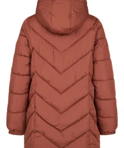 Sunday gewatteerde dames winterjas in brique terracotta met afneembare capuchon en ritszakken_achter
