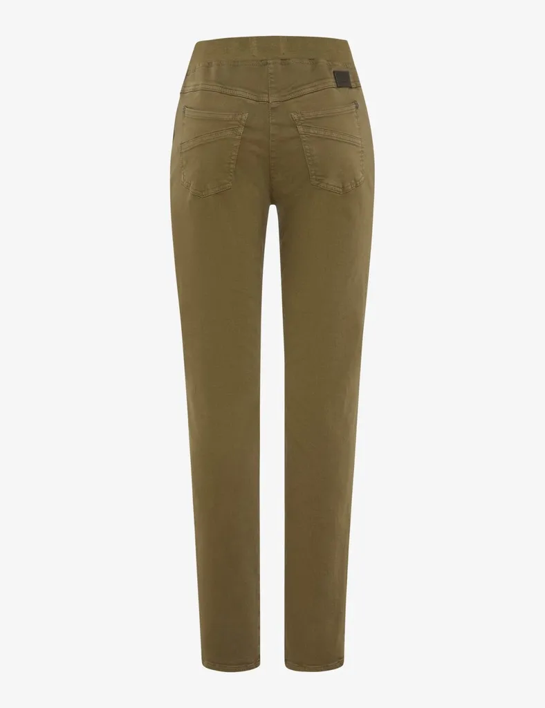 Raphaela by Brax dames five-pocket jeans model Pamina in olijfgroen met elastische tailleband en slanke pijpen_achter