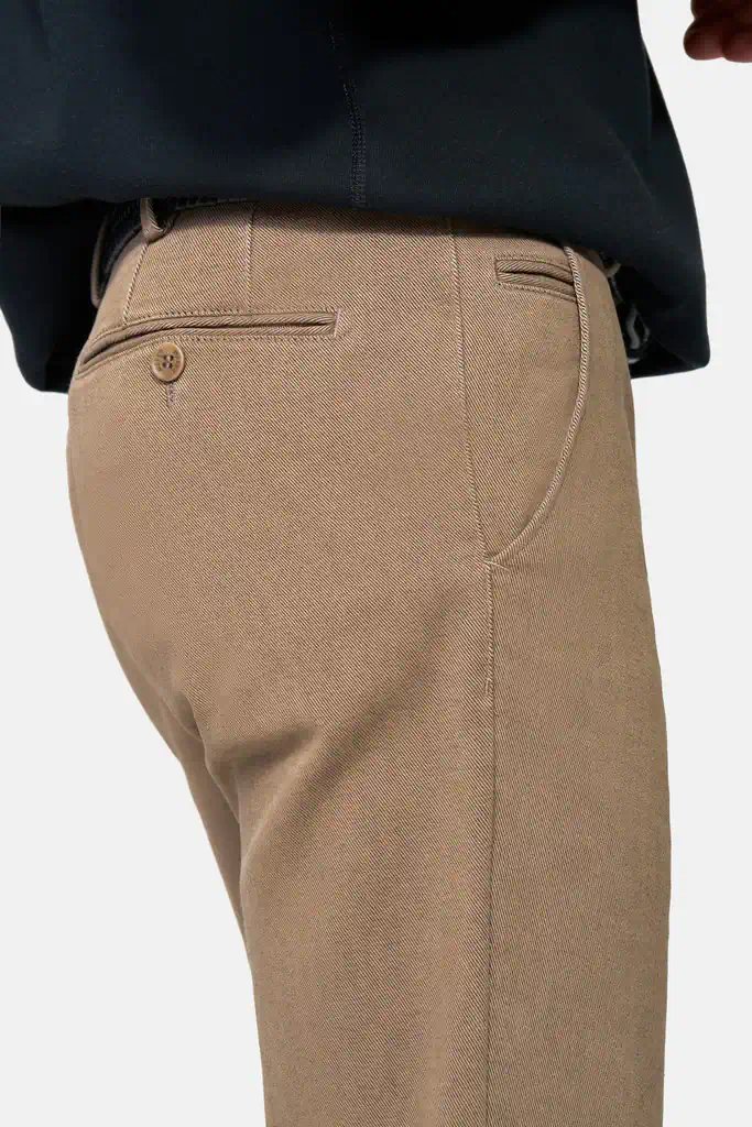 Meyer heren chino broek model Bonn in beige stretchkatoen met flexband_achter