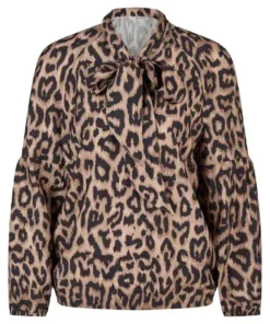 Rabe dames blouse in trendy panterprint met elegante shawlkraag, lange mouwen en comfortabele elastische zoom