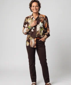 FOS Amsterdam dames doorknoopblouse Evita met aquarel bloemenboeket dessin in bruin en crèmetinten_2